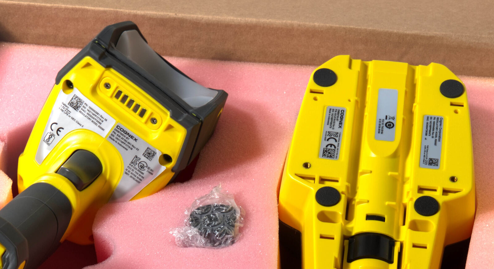 Cognex DM8700DX barcode reader product view - Visionex Tech