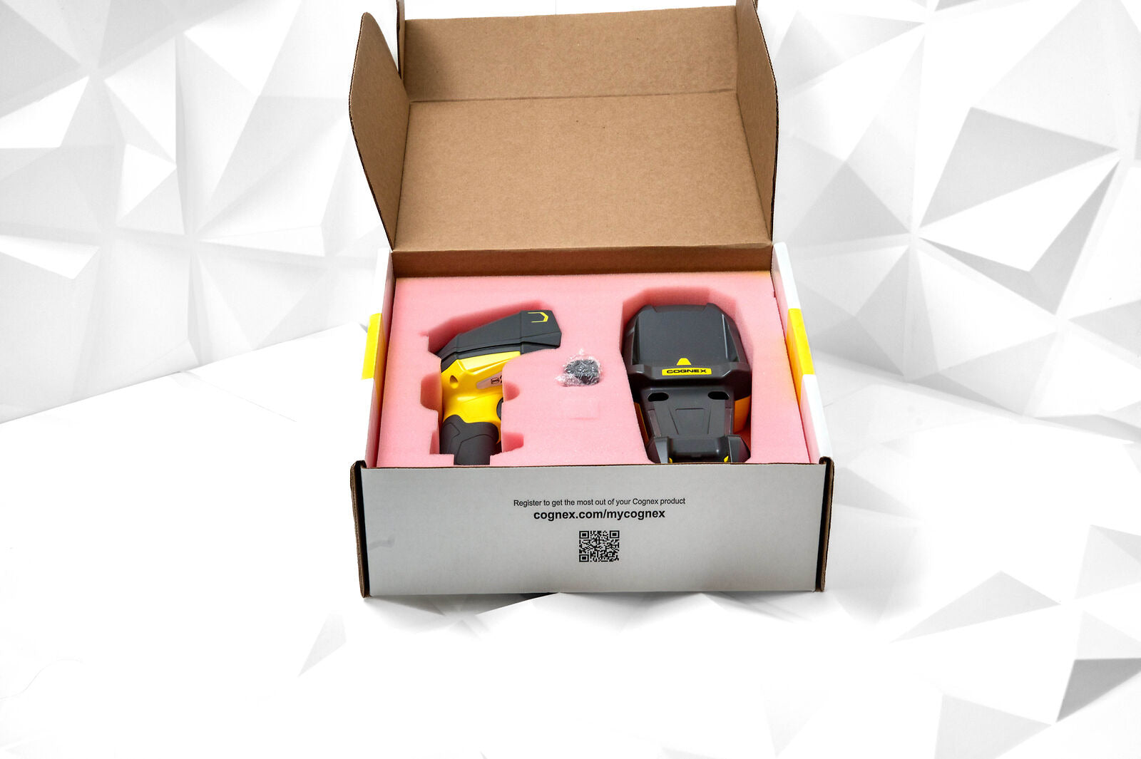 Cognex DM8700DX barcode reader angled view - Visionex Tech