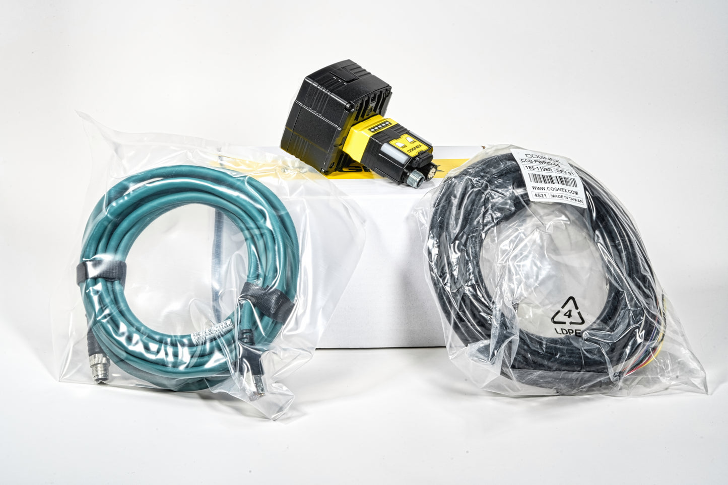 Cognex Camera IS2802M-24620-SC Edge Learning AI Vision IS2800 Series RGBW Multi Torch